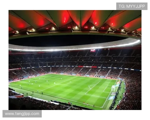 20几岁足球明星的崛起与挑战：他们如何在绿茵场上书写传奇人生