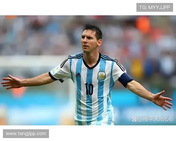 梦幻绿茵场上的逆袭人生装成足球明星的我如何书写传奇